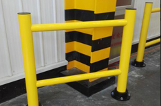 4寸钢制柔性防撞柱